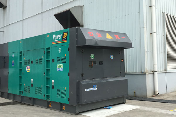 罗定燃油滤清器的更换流程是怎样的？