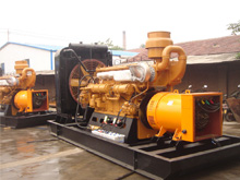 罗定发电机组的频率规格是如何确定的？