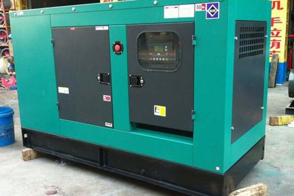 罗定如何检查机油的使用时间？