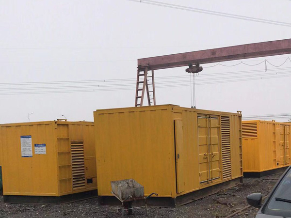 罗定100kw柴油发电机组每小时油耗？